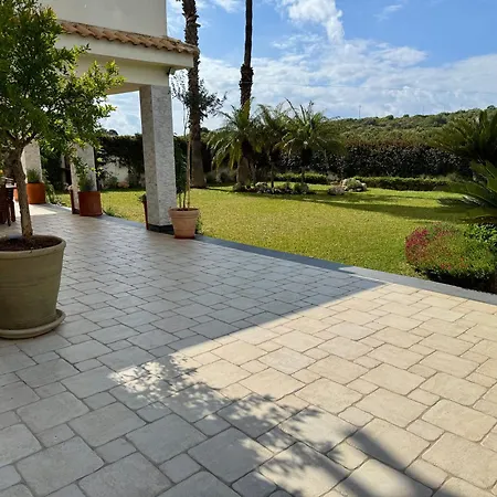 Brezza Di Mare Holiday home *